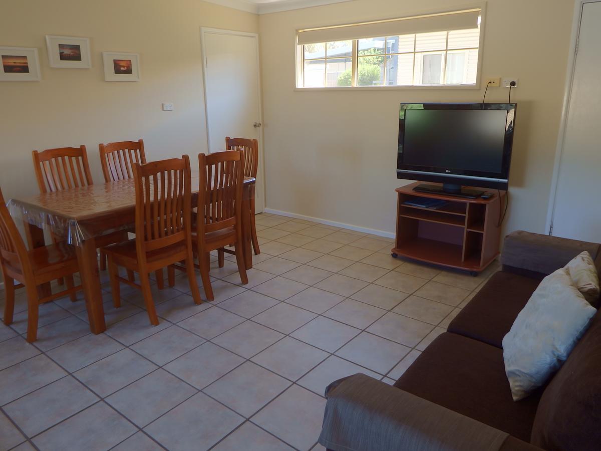 Port Denison Lazy Lobster Holiday Units & Chalets מראה חיצוני תמונה